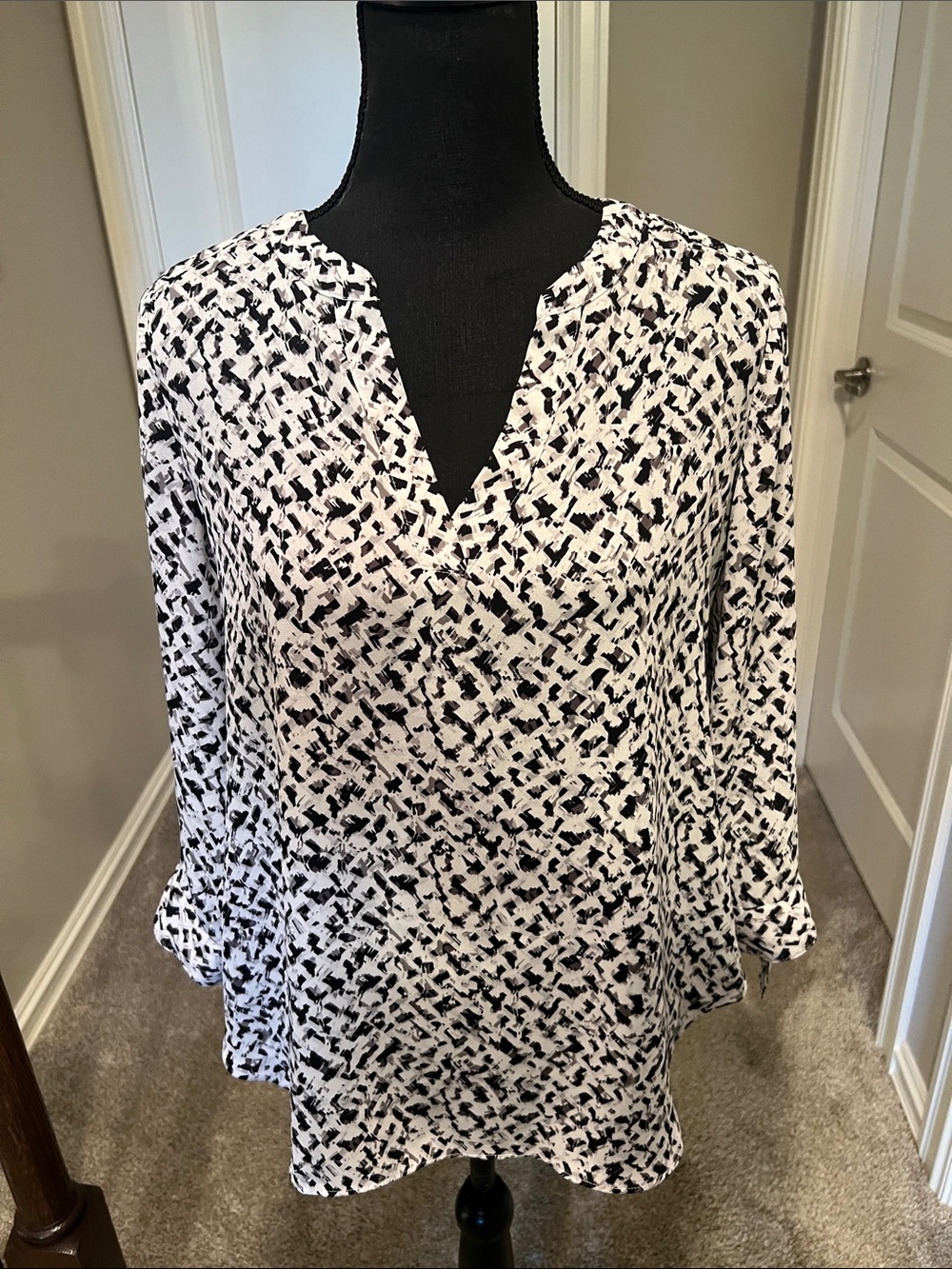 Rebecca Malone Black & White Abstract Notch-Neck Blouse